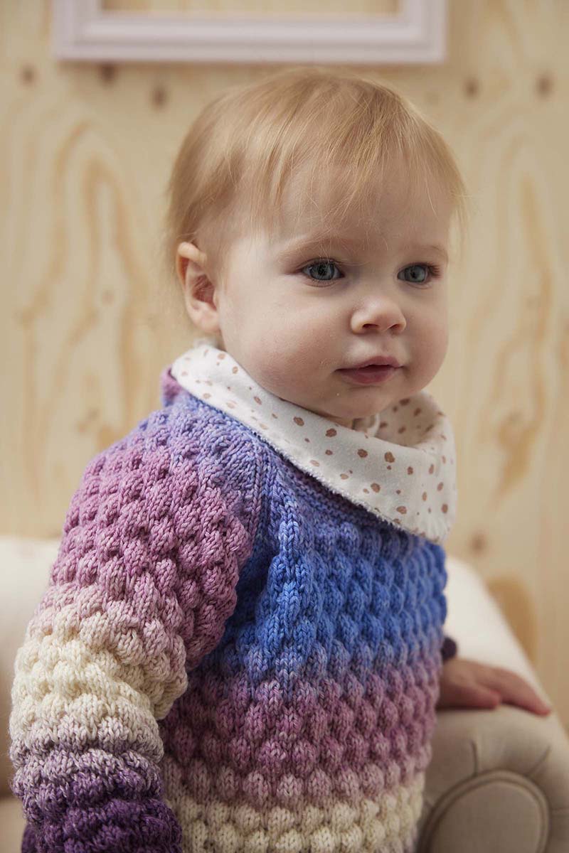 Pull layette 11 catalogue Lang Yarns Punto 80