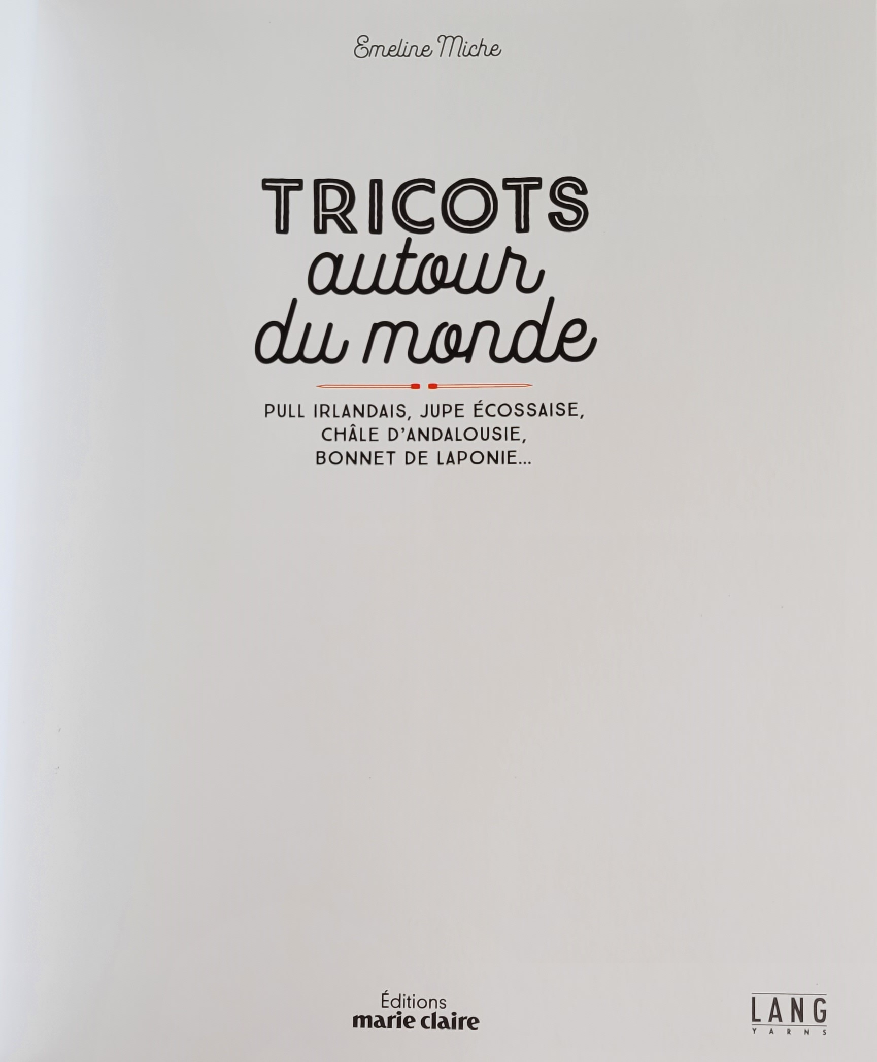 Première page livre tricots autour du monde