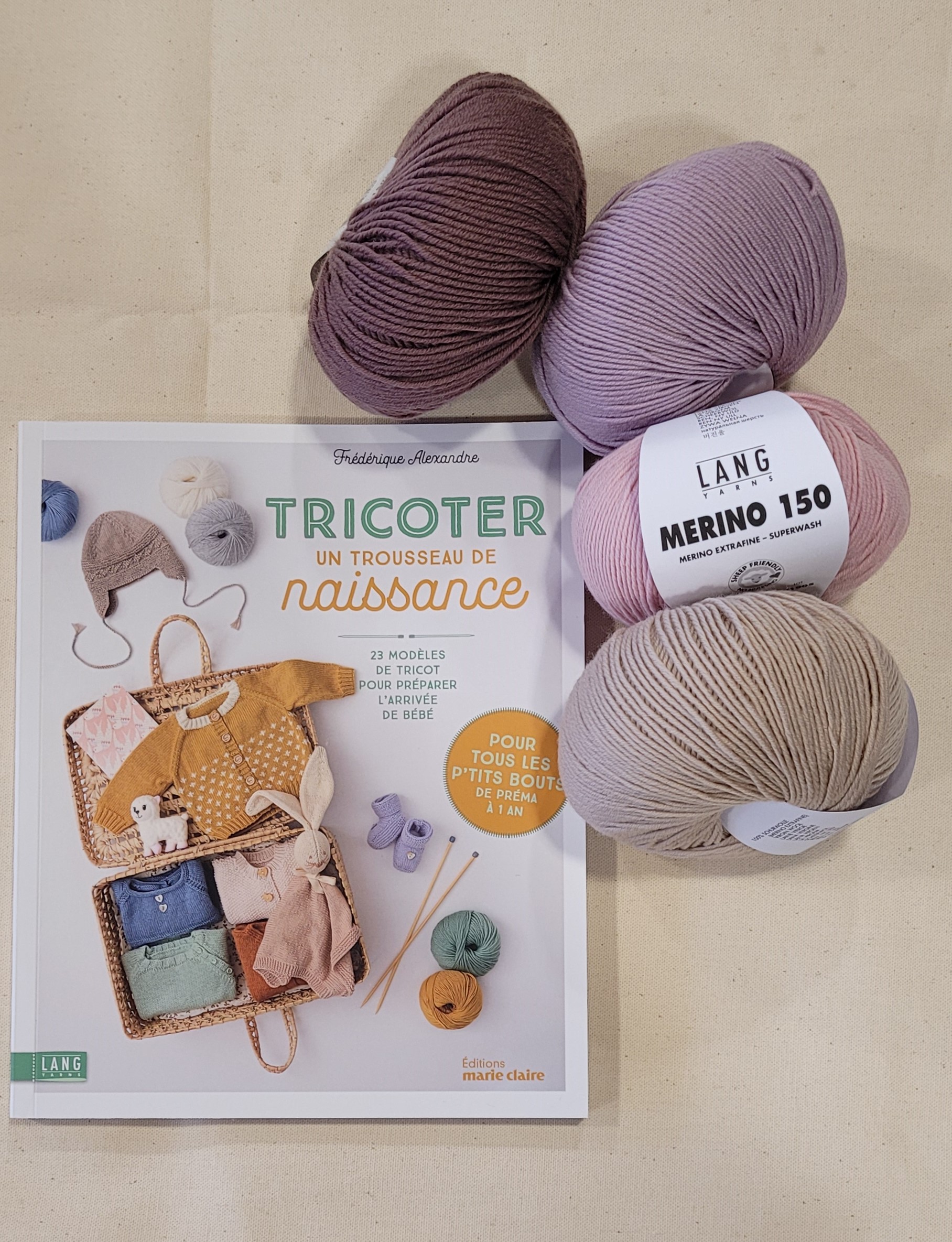 Livre Tricoter un trousseau de naissance de Frédérique Alexandre, cotons et laines Lang Yarns, Editions Marie-Claire